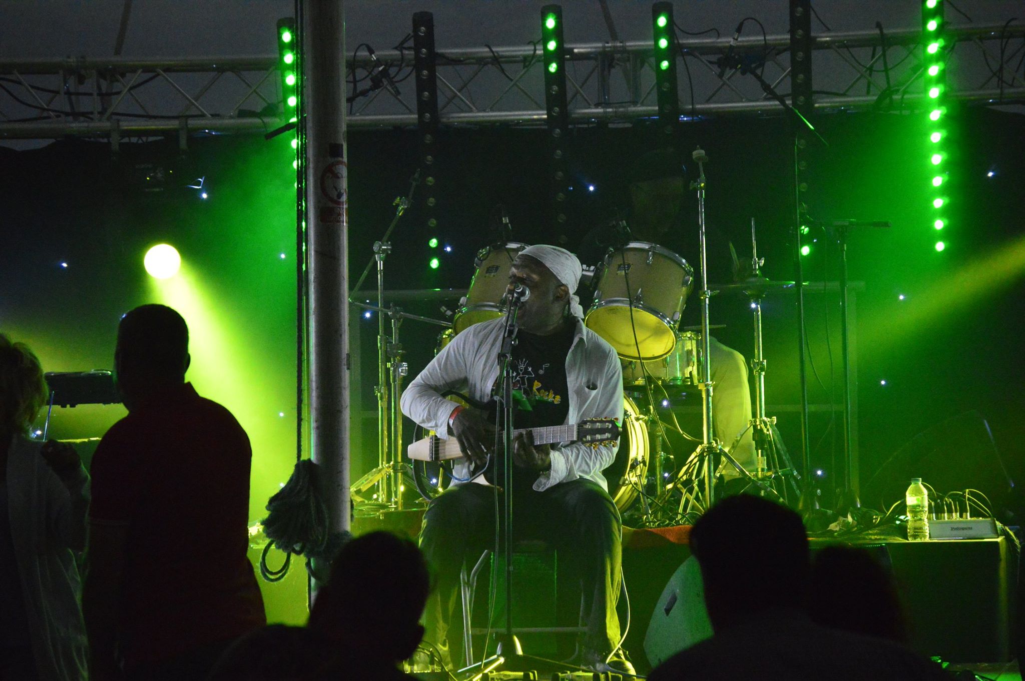 truss hire , concert trussing , rigging services , truss rigging , lighting truss , 