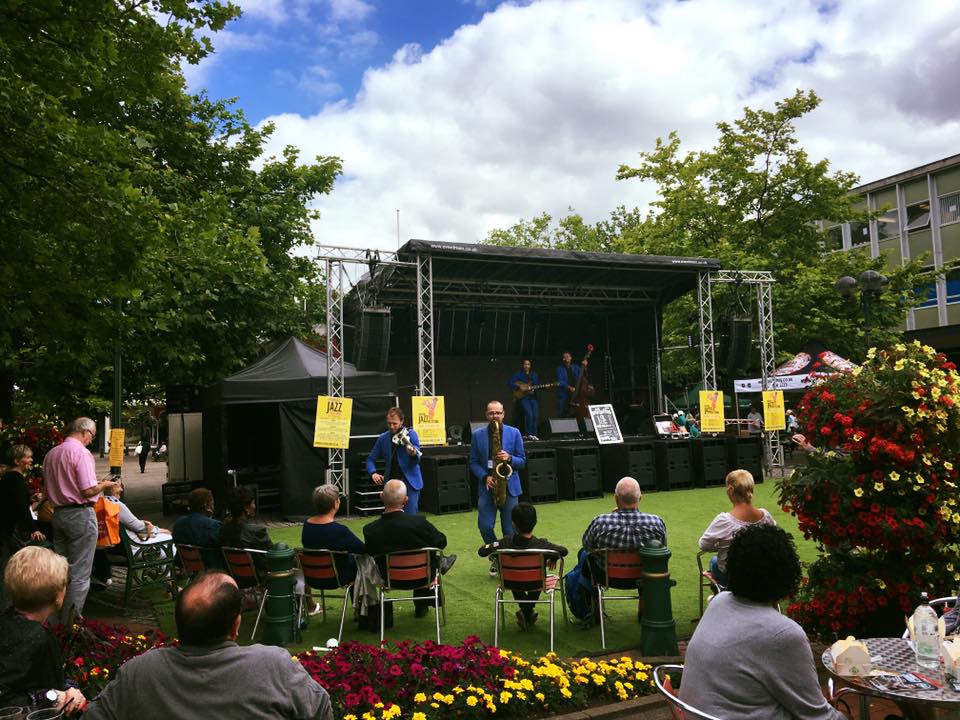 outdoor stage hire, stage for festival , stage hire near me , staging for events , staging for concert , platform hire , 