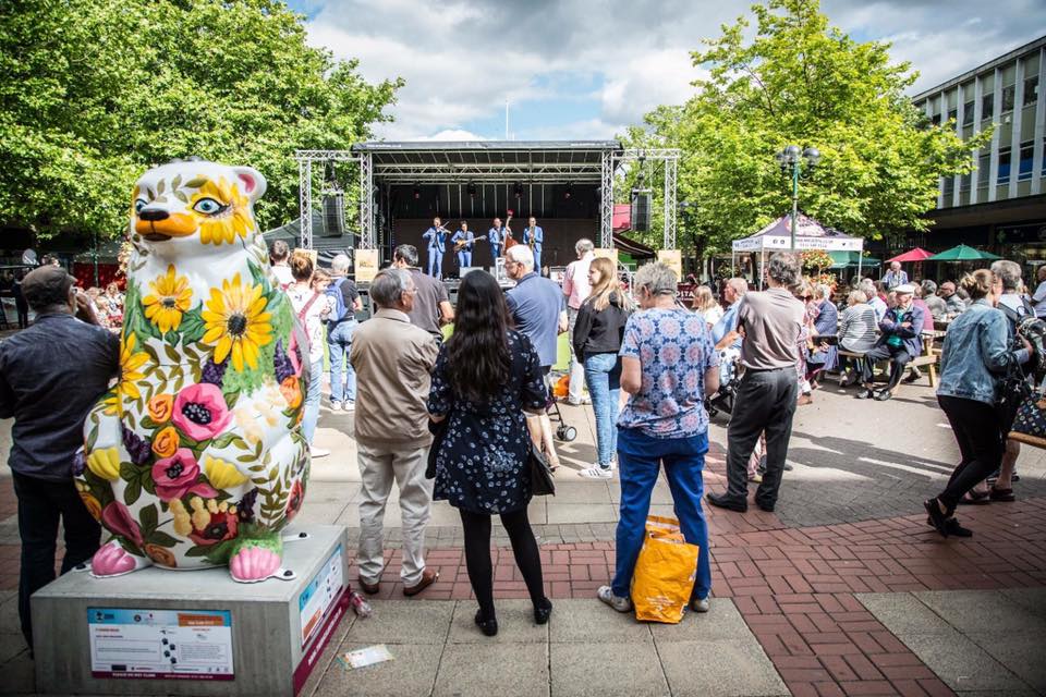 outdoor stage hire, stage for festival , stage hire near me , staging for events , staging for concert , platform hire , 