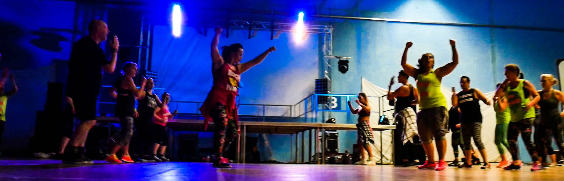 truss hire , concert trussing , rigging services , truss rigging , lighting truss , 