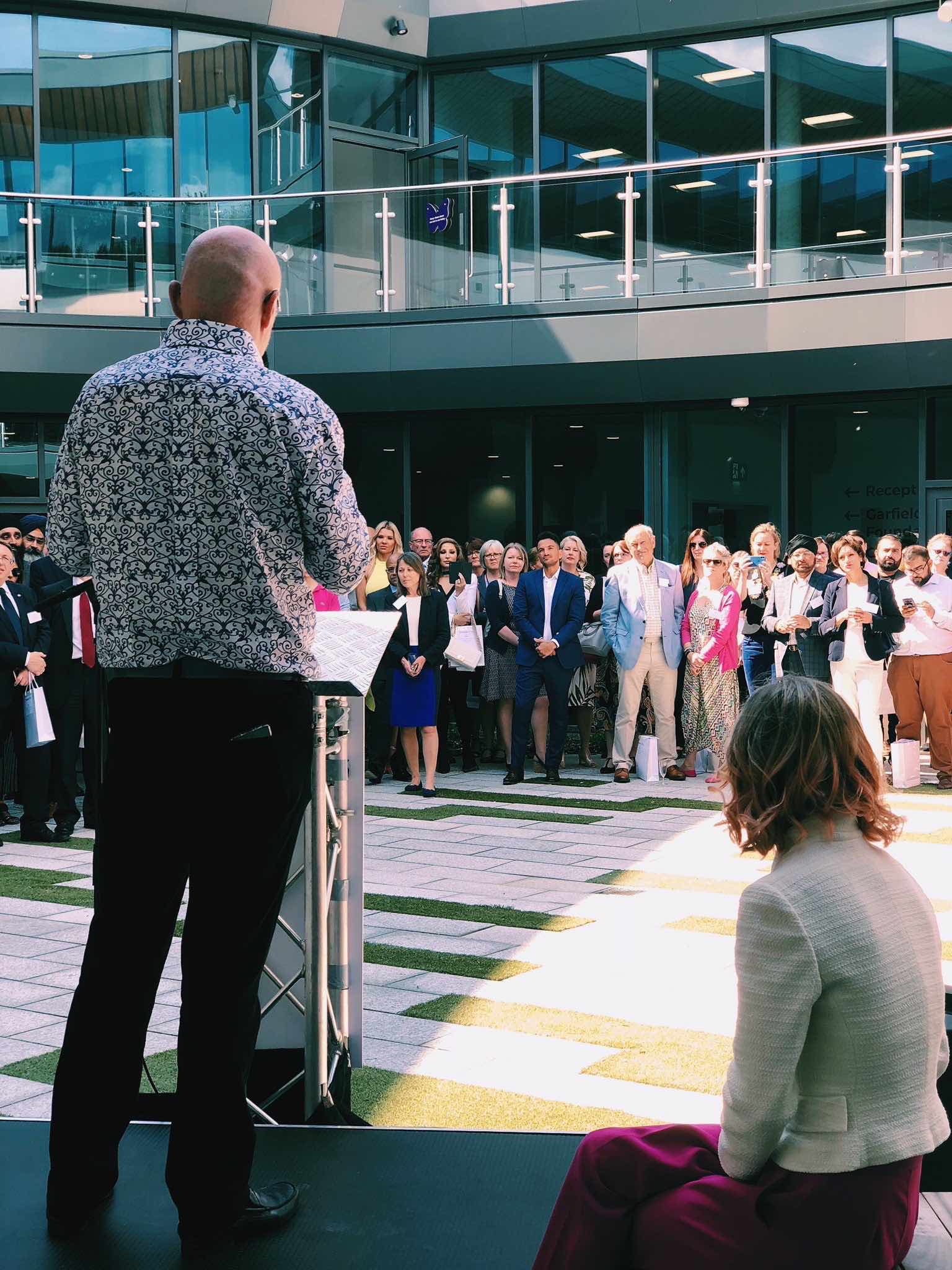 lectern hire , lectern hire near me , best price lectern hire , conference lectern hire , 