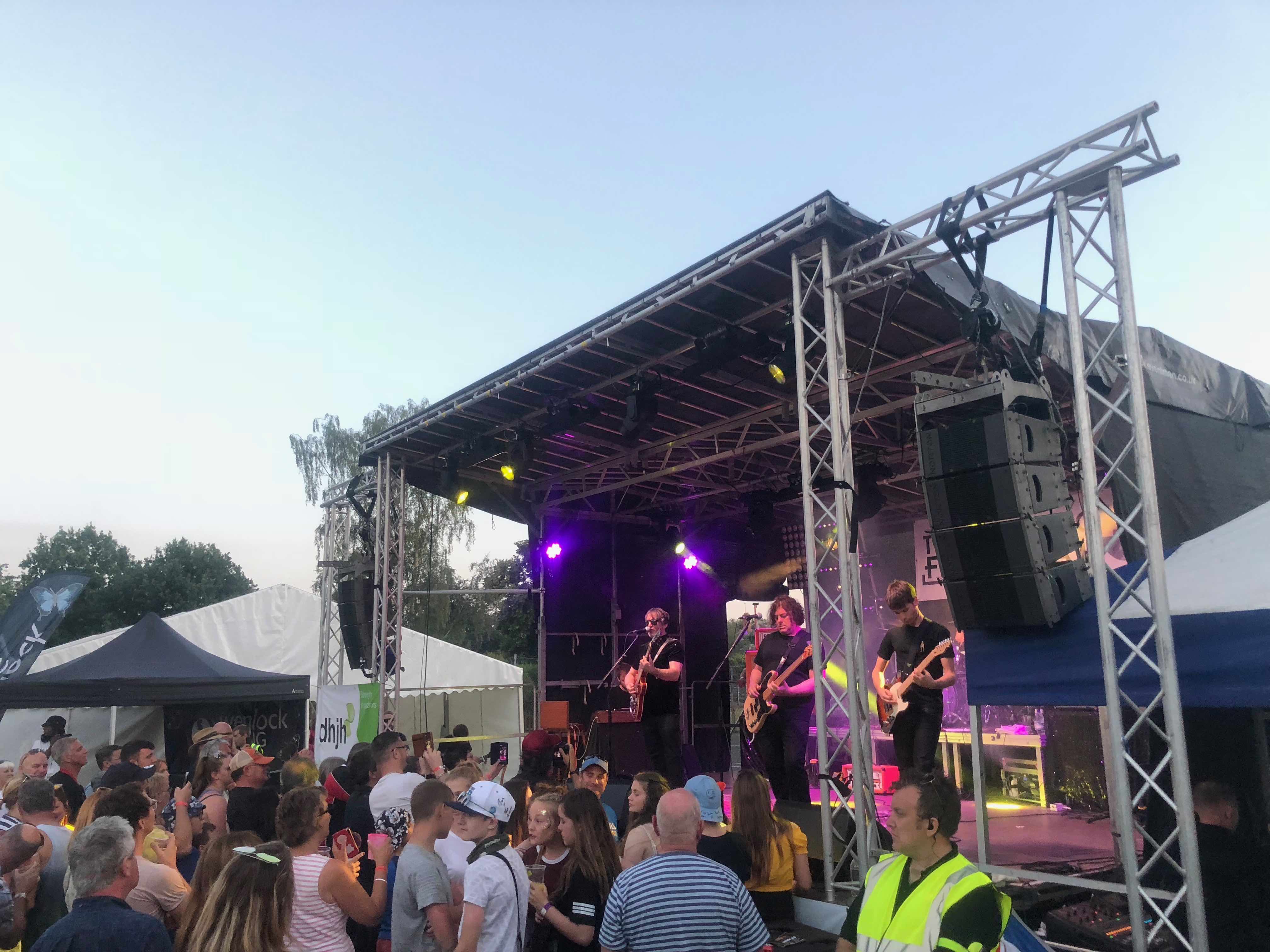 outdoor stage hire, stage for festival , stage hire near me , staging for events , staging for concert , platform hire , stage hire Birimingham , stage hire London , stage hire Nottingham , stage hire Stafford , 