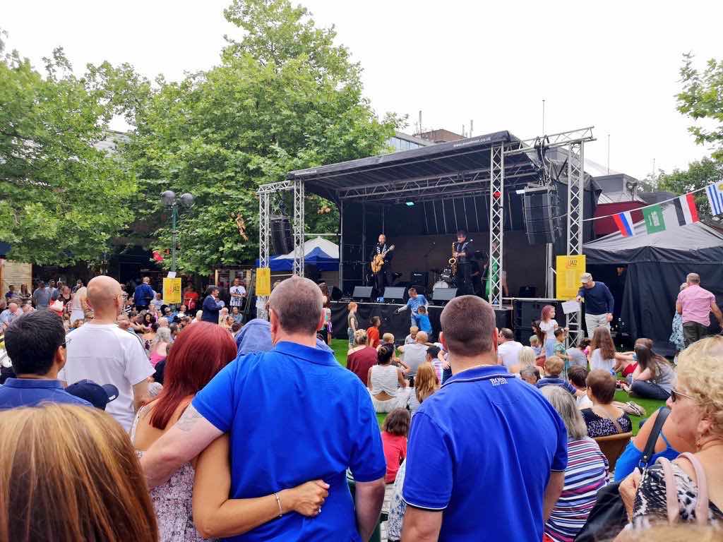 outdoor stage hire, stage for festival , stage hire near me , staging for events , staging for concert , platform hire , stage hire Birimingham , stage hire London , stage hire Nottingham , stage hire Stafford , 