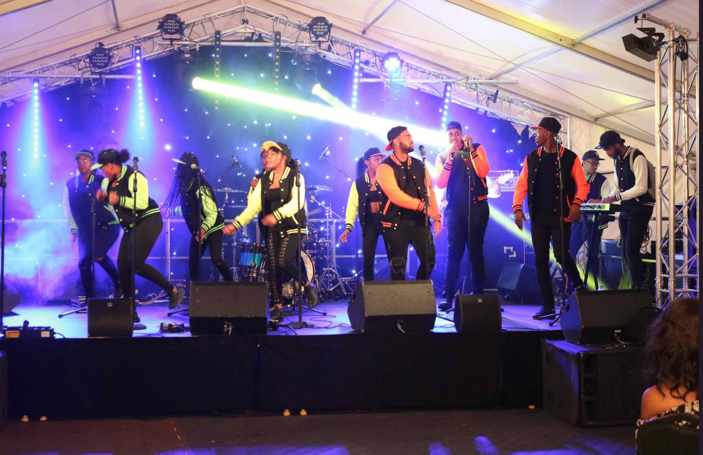 Stage deck platform riser hire from Stage Men