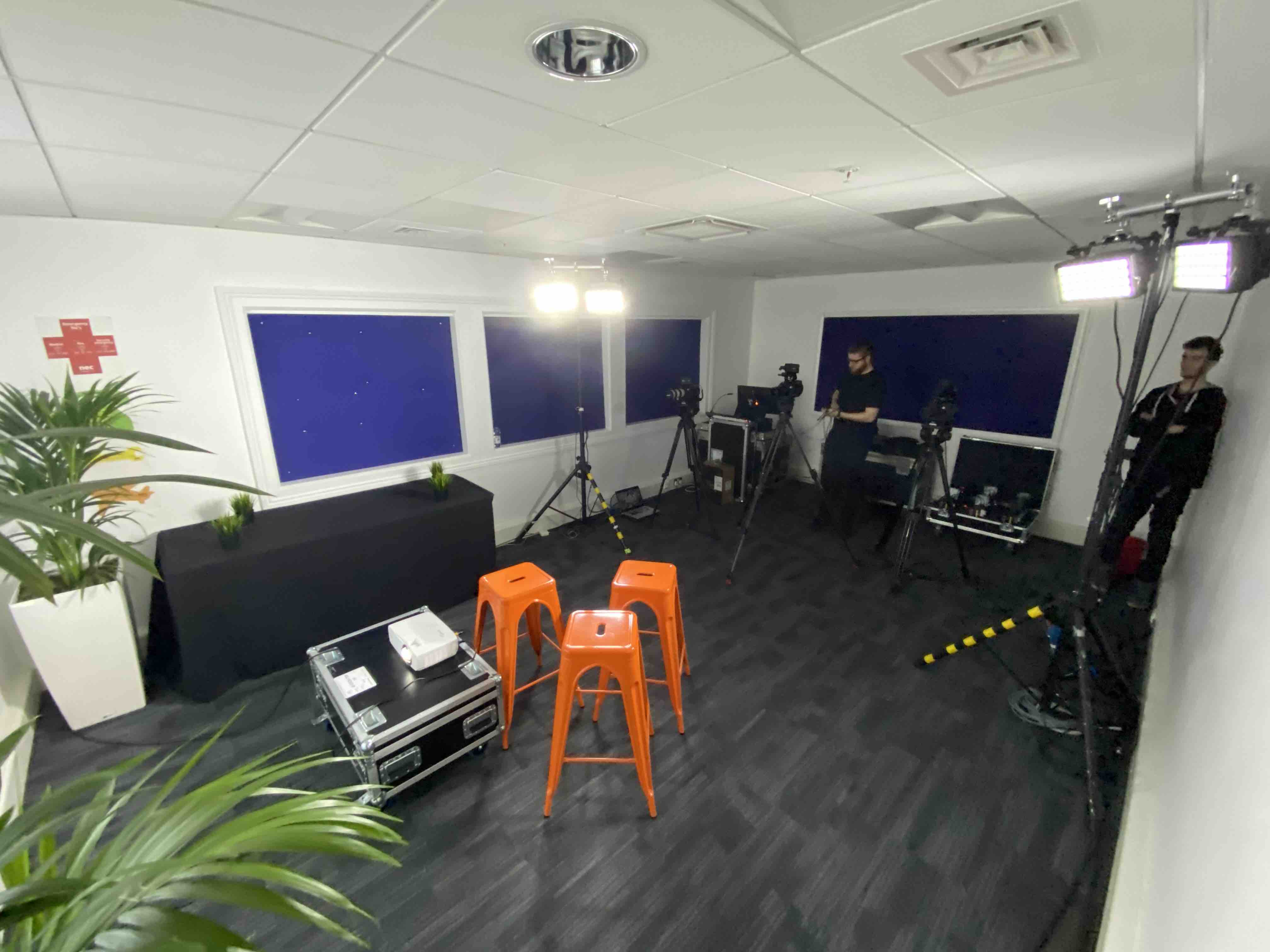 upstream video, upstream for business , upstreaming for work , video for covid , 