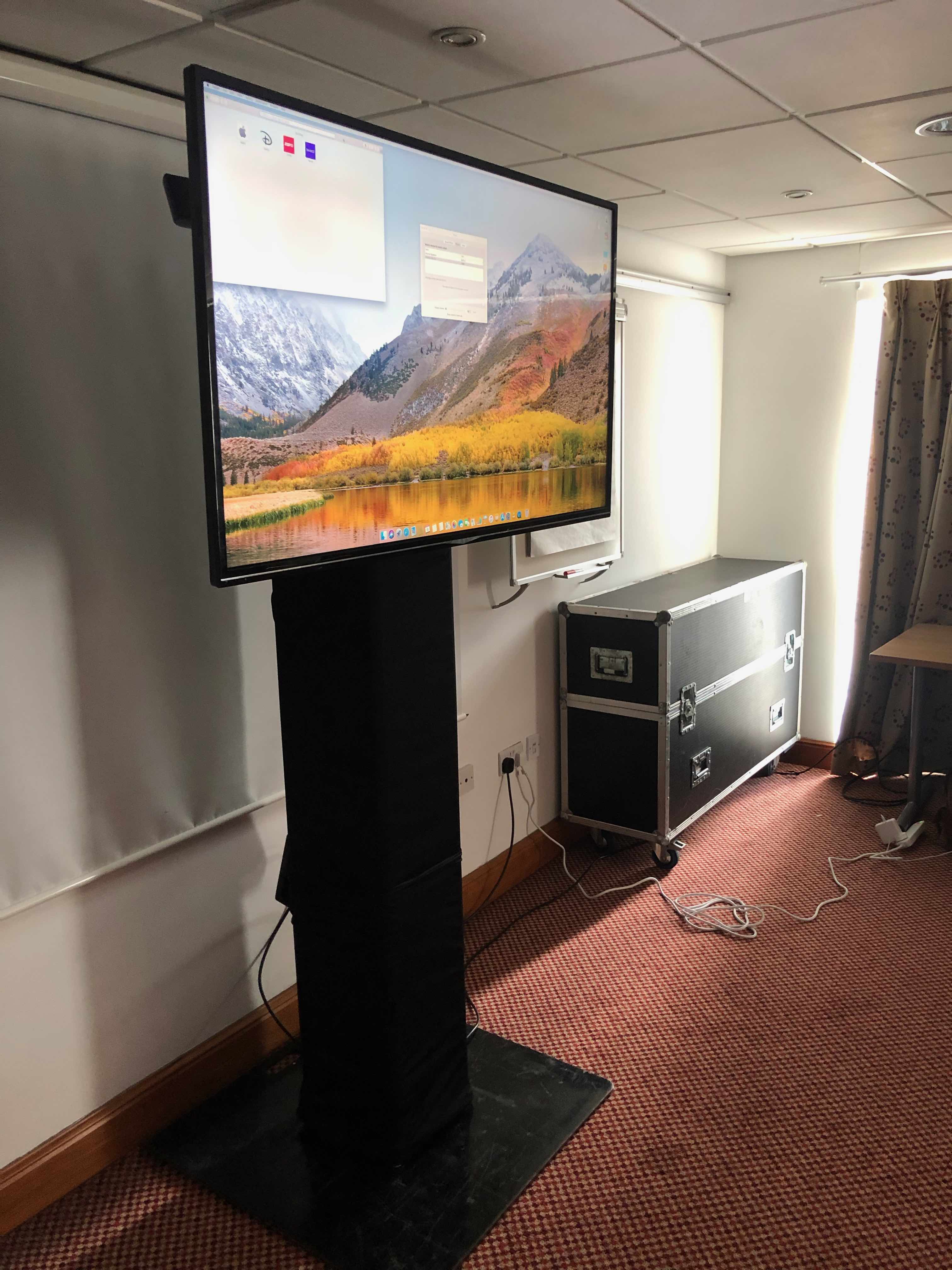 screen hire, tv screen hire , 55' tv screen hire , conference screen hire , event screen hire , large screen hire , tv screen hire , 