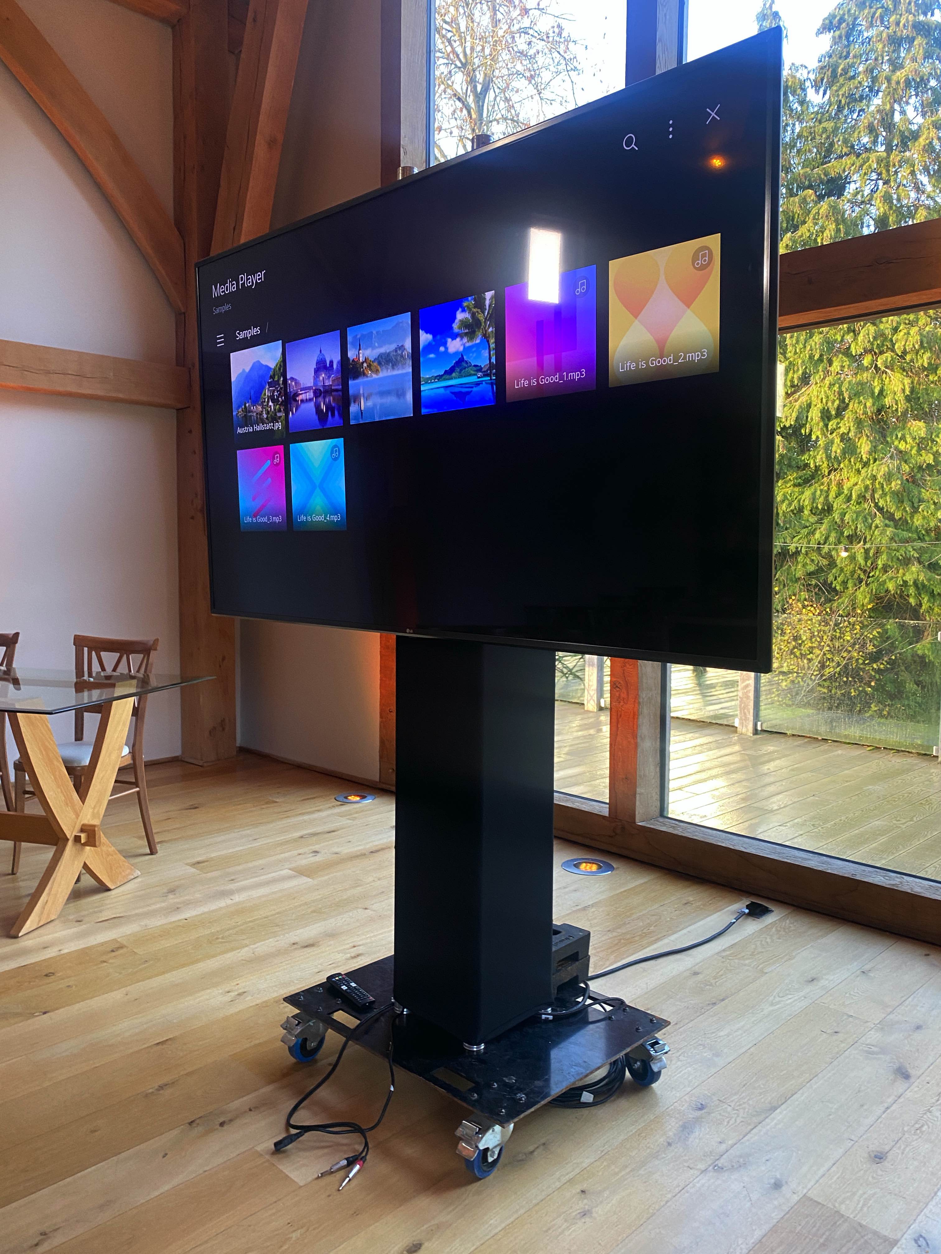 screen hire, tv screen hire , 55' tv screen hire , conference screen hire , event screen hire , large screen hire , tv screen hire , 