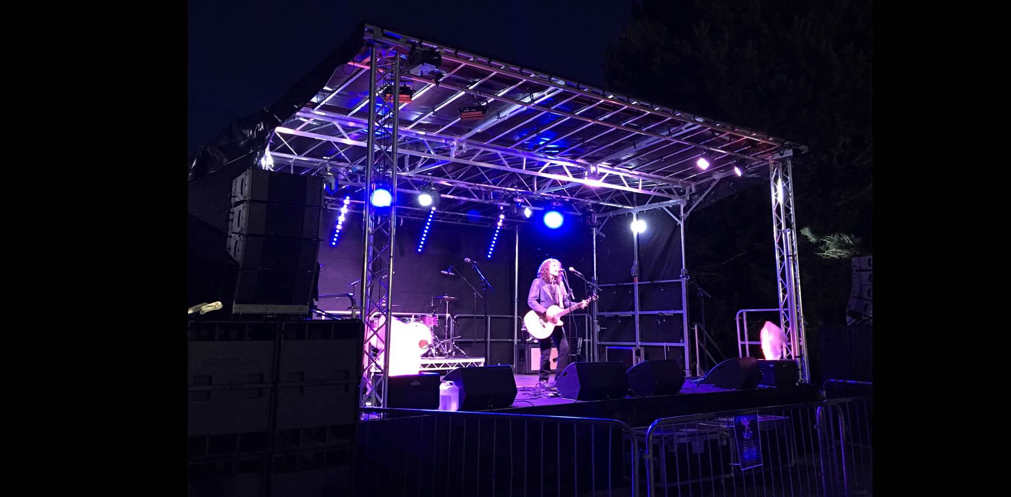outdoor stage hire, stage for festival , stage hire near me , staging for events , staging for concert , platform hire , 