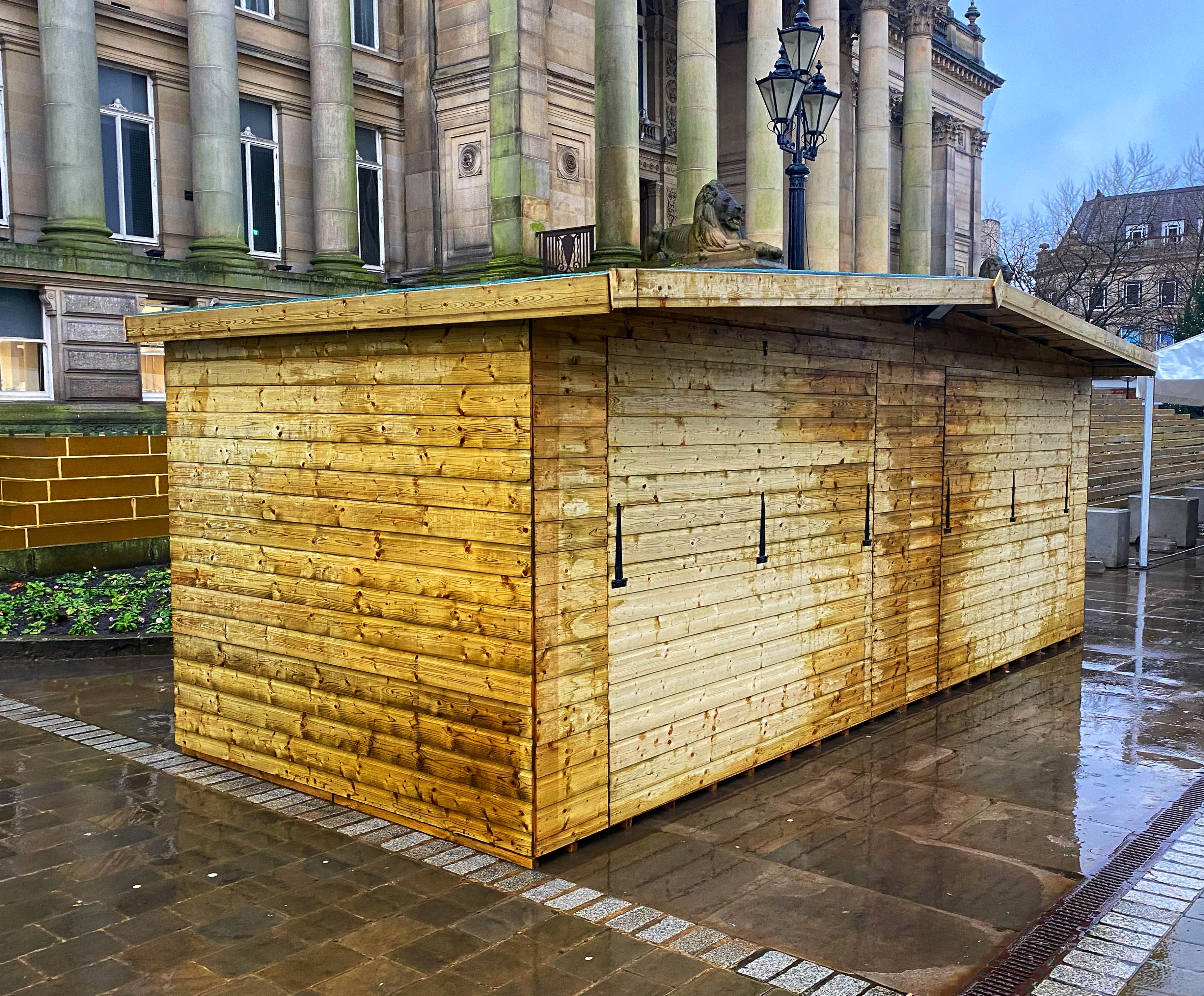 wooden retail chalet hire , wooden shed hire , chalet rental , christmas market chalet , market shed for hire , hire a market shed , food festival chalet hire , 