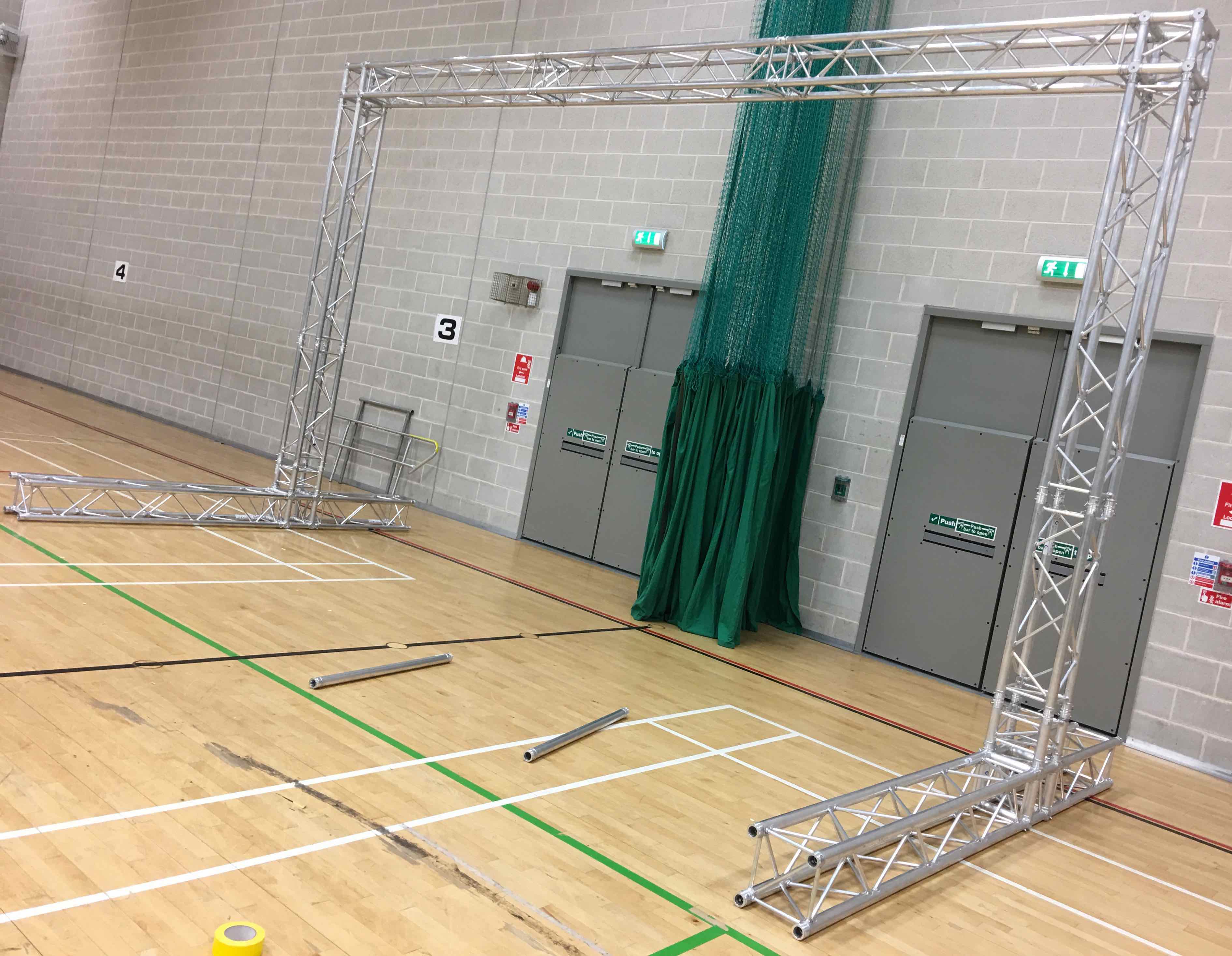 truss hire , concert trussing , rigging services , truss rigging , lighting truss , 