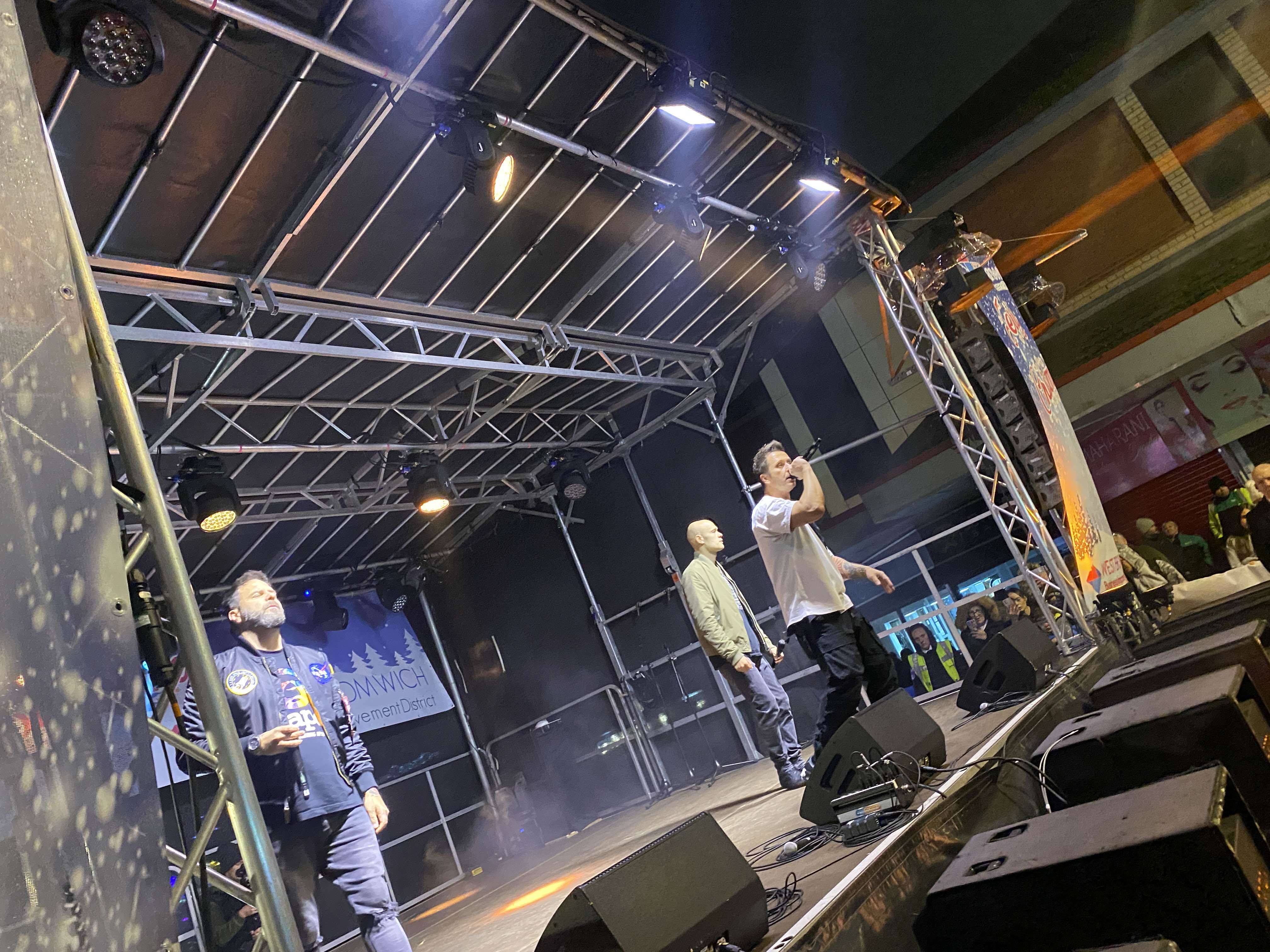 outdoor stage hire , staging hire , stage hire , outdoor event stage , 