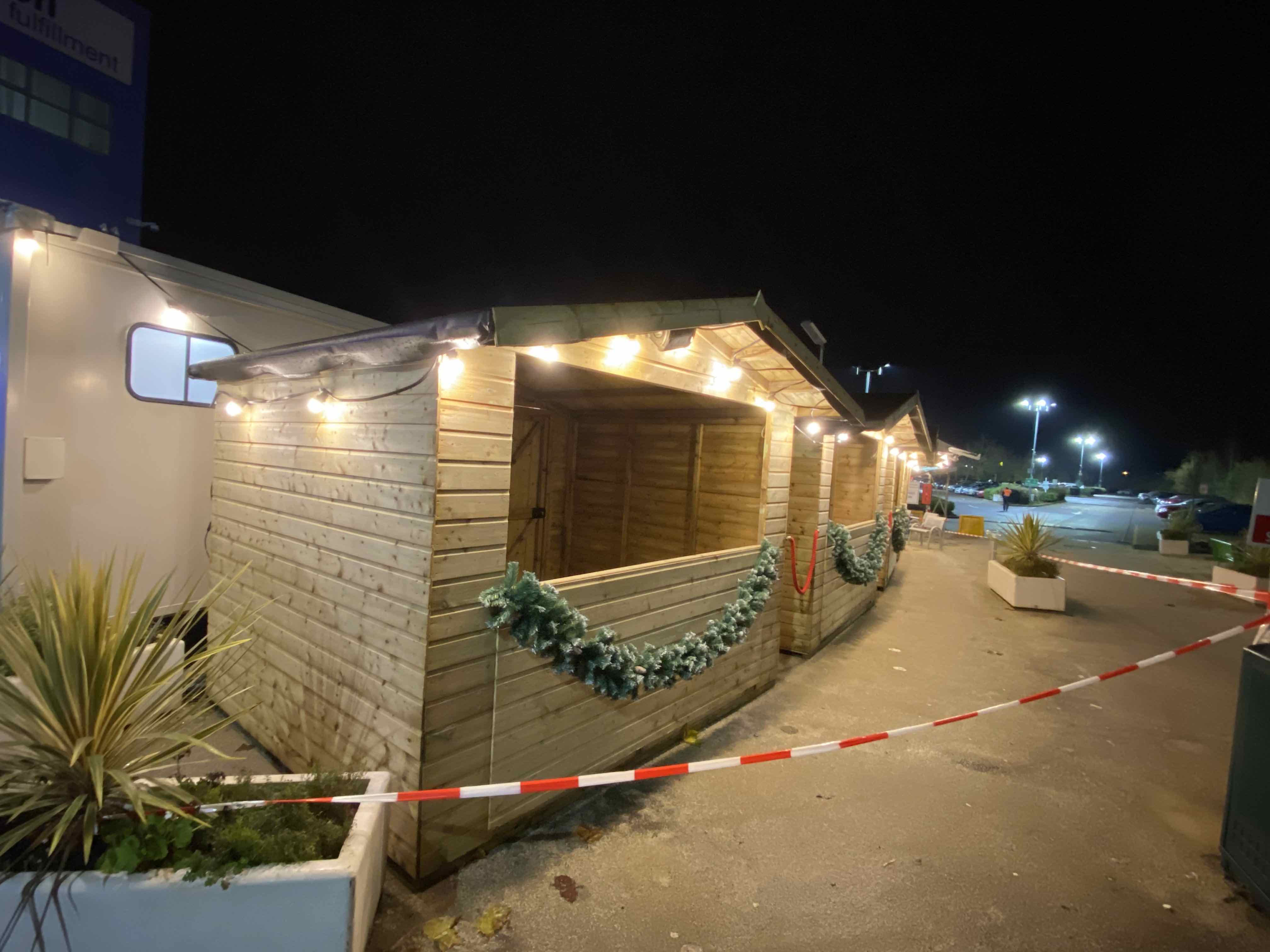 festoon lighting for chalet , festoon lighting hire , festoon lighting for christmas market ,